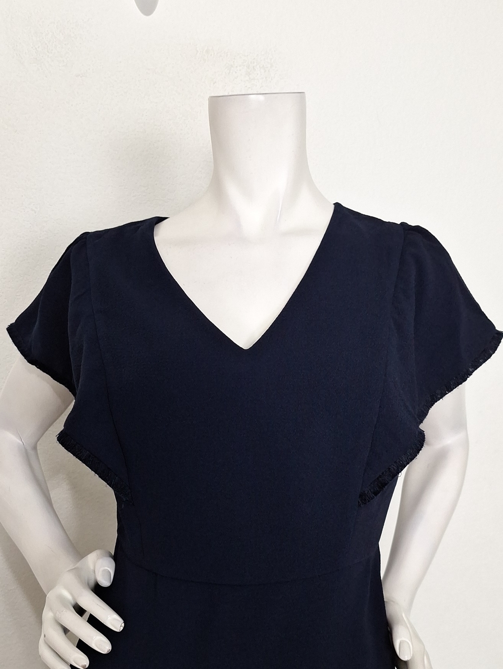 Loft Classic Navy Blue Fit & Flare Preppy Minimalist Parisian Chic Dress Size 4P - Picture 3 of 13